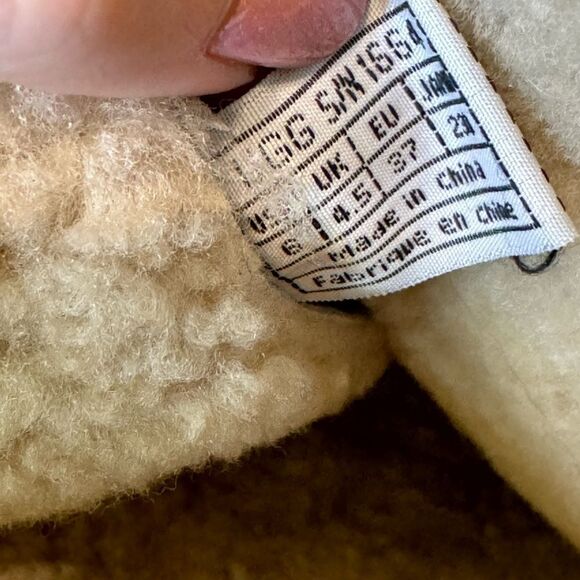 UGG Black Catalina Laced Nubuck Leather Shearling Boots - Picture 9 of 10